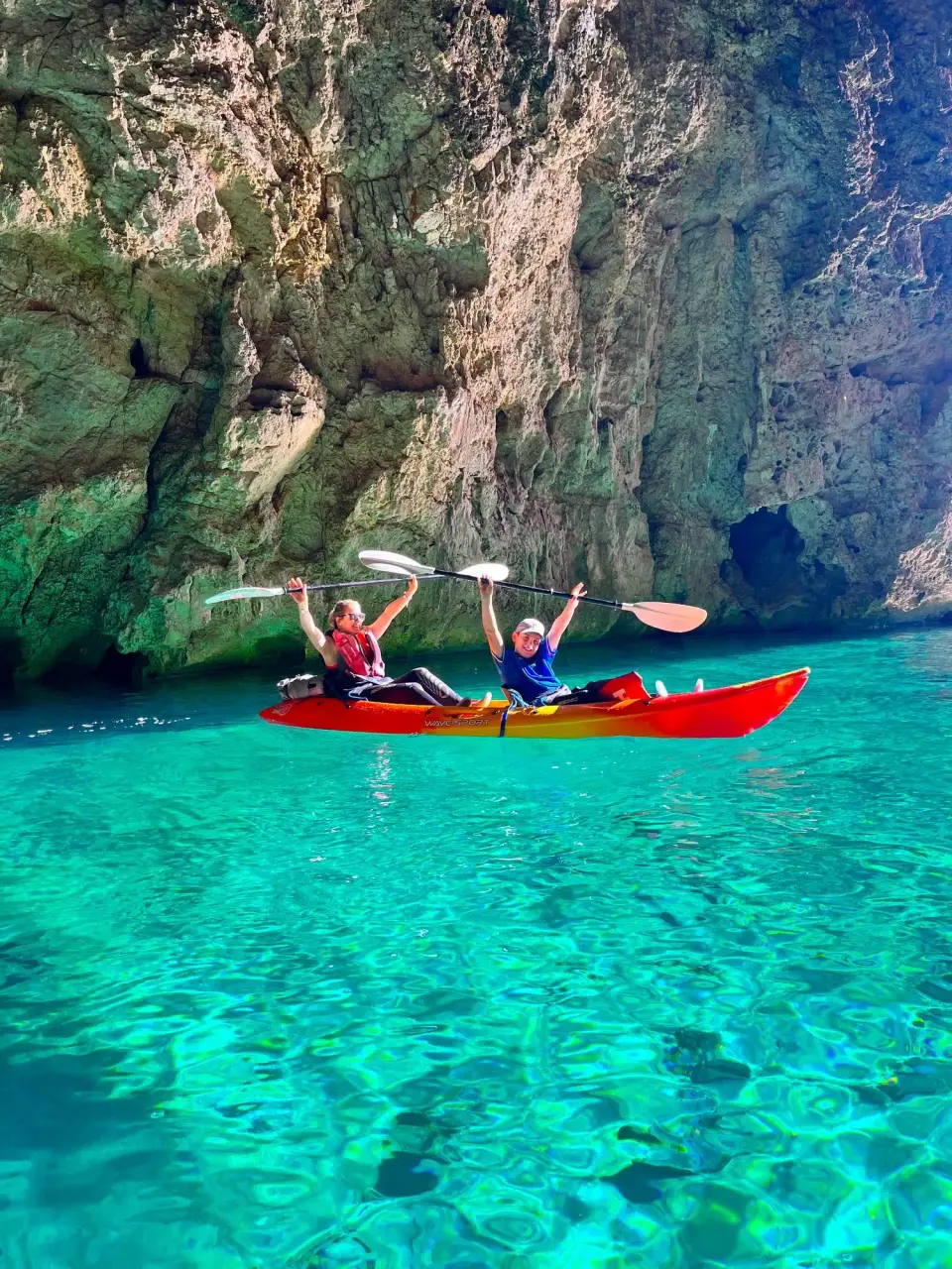 Kayak Cova dels Orguens